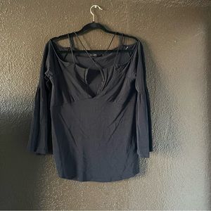 Black 3/4 Sleeve Top with Criss Cross Details, Mob Size Large